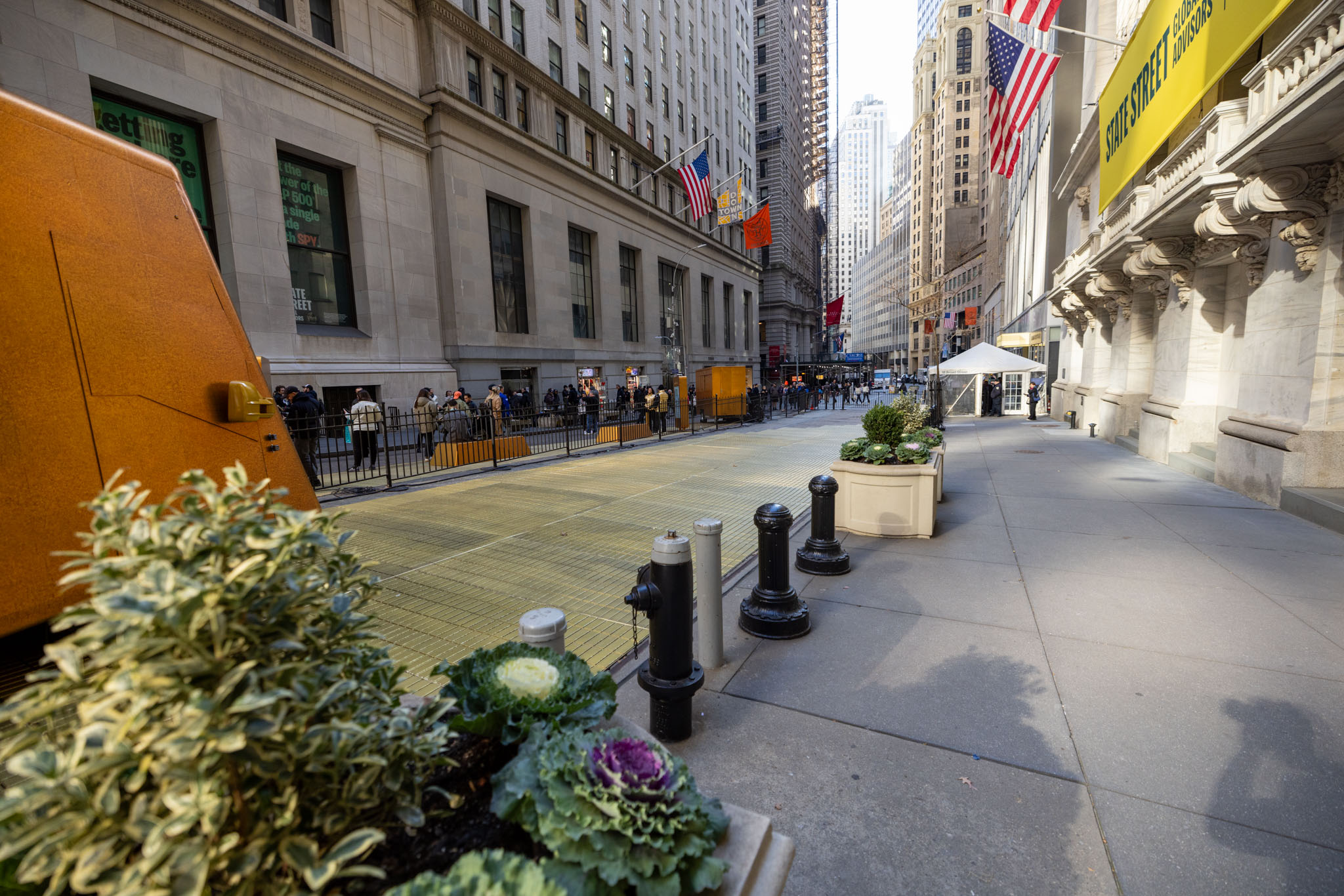 GLD Wall St-64